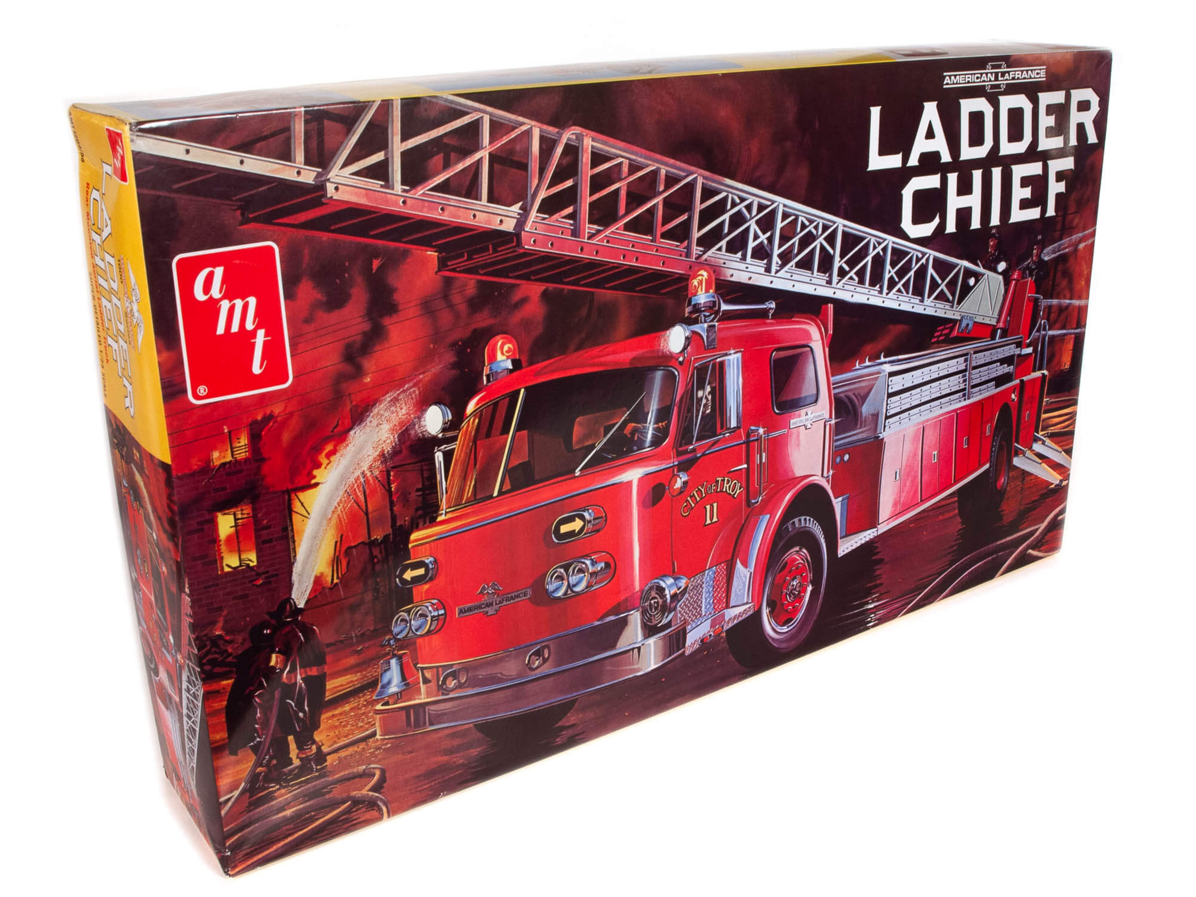 AMT 1/25 American LaFrance Ladder Chief Fire Truck Model Kit