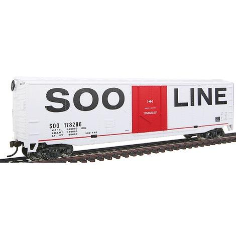 HO Boxcar -- Soo Line 50 Plug-Door Boxcar - Ready to Run
