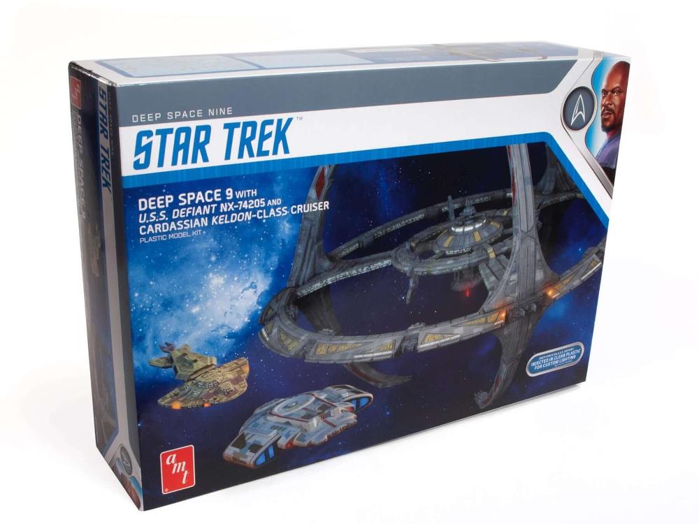 1:3300 Star Trek: Deep Space Nine Scale Model Kit