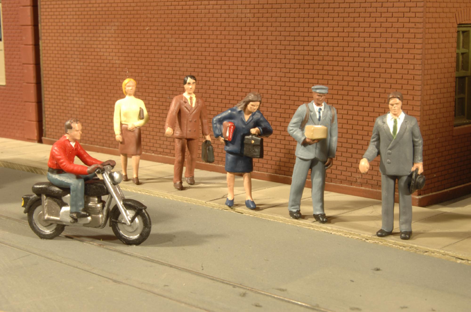 HO-Scale City People with Motorcycle