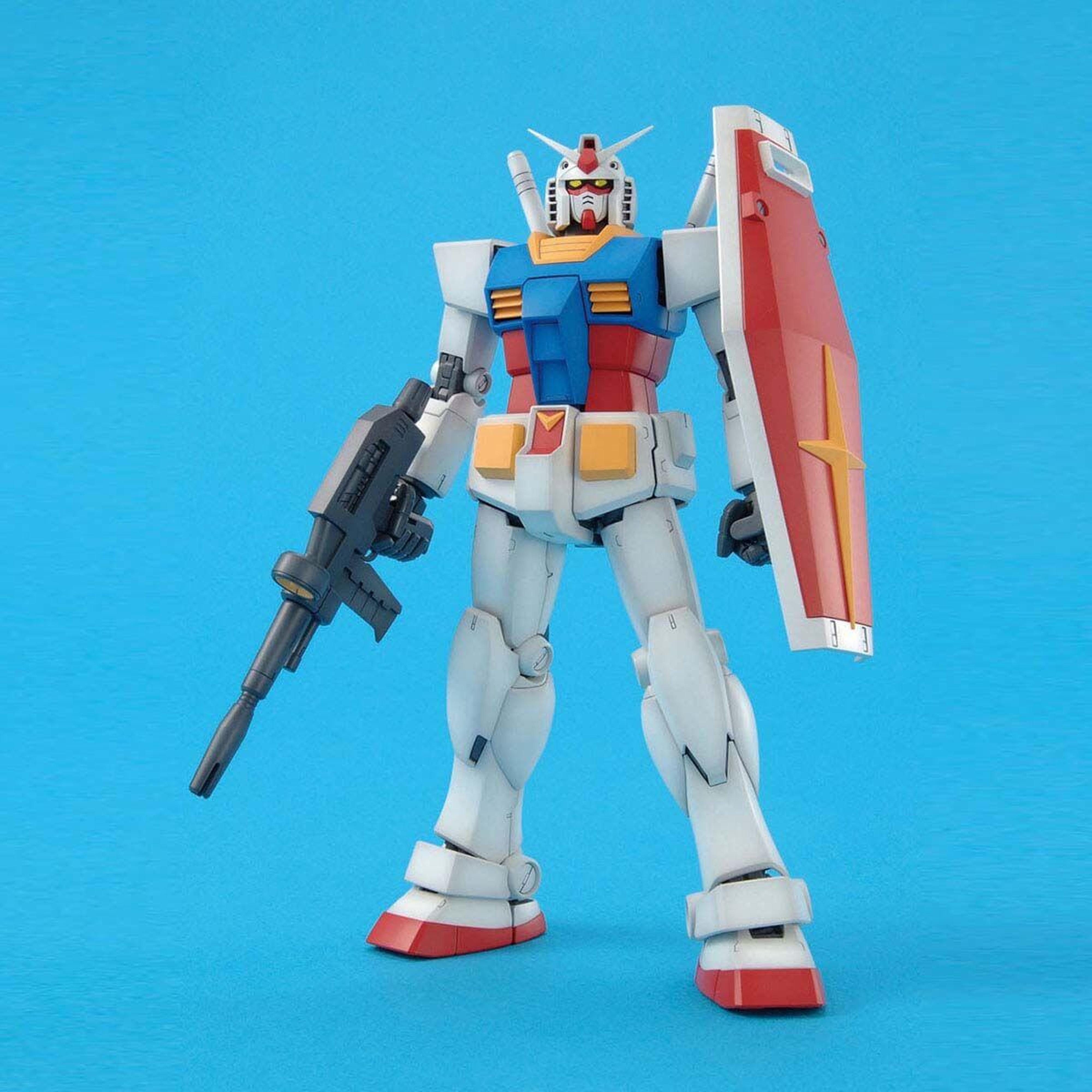 1/100 MG RX-78-2 Gundam (Ver 2.0)