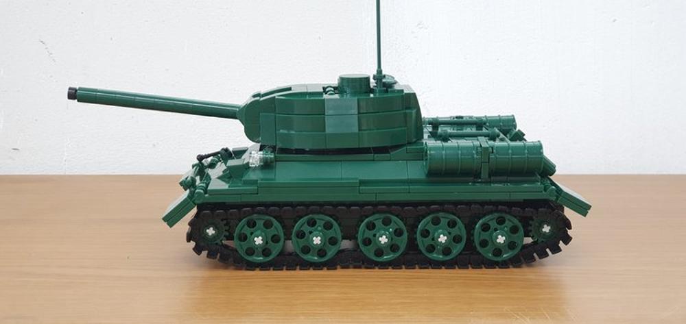 IMEX Oxford T34/85 Russian Medium Tank